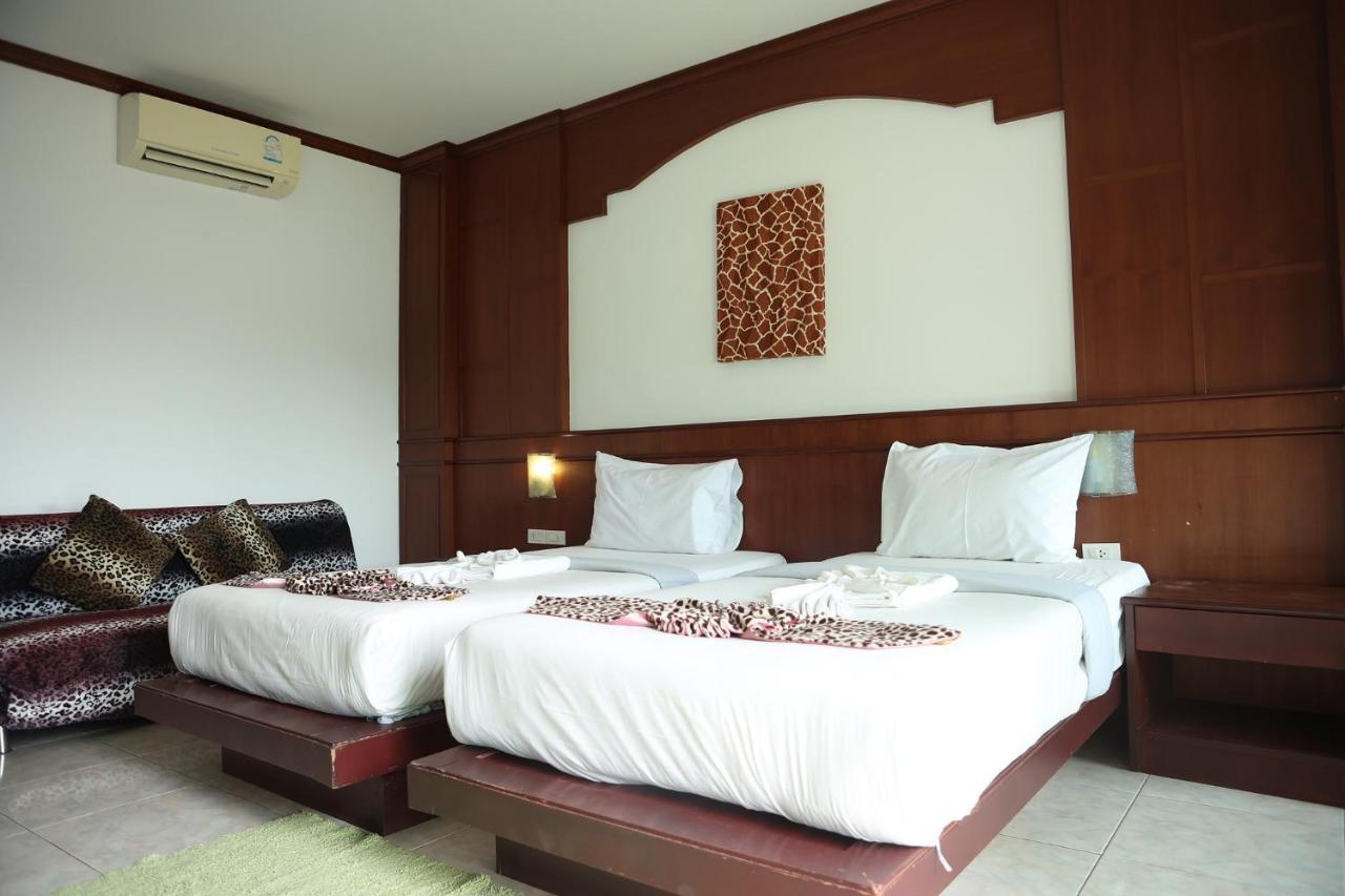 New Forest Patong Ngoại thất bức ảnh